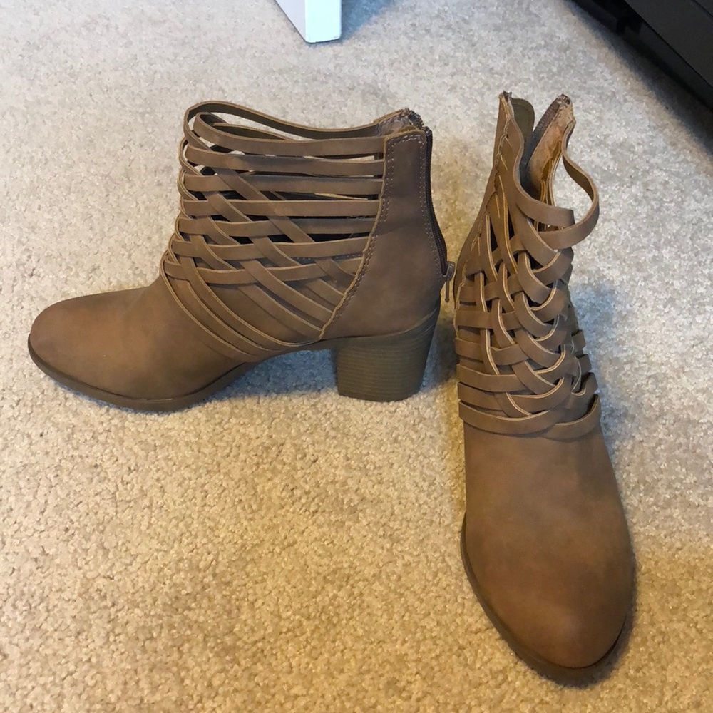 Brown braided ankle boots